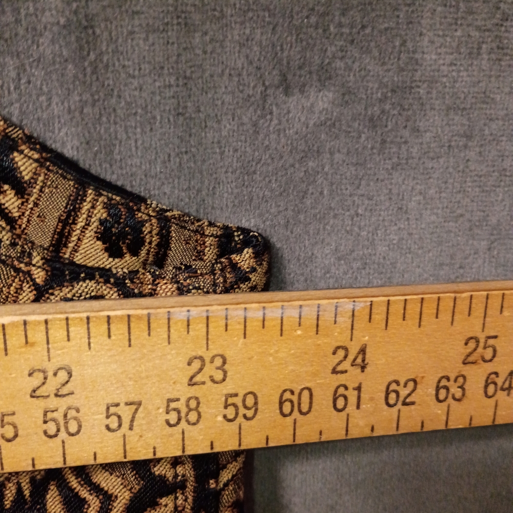 Chico's Women's Paisley V-Neck Sleeveless Top in Gold and Black Size 3 (XL) - Picture 6 of 9